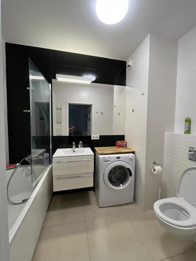 Cybernetyki2 Street Inn Near Airport Warszawa Zewnętrze zdjęcie