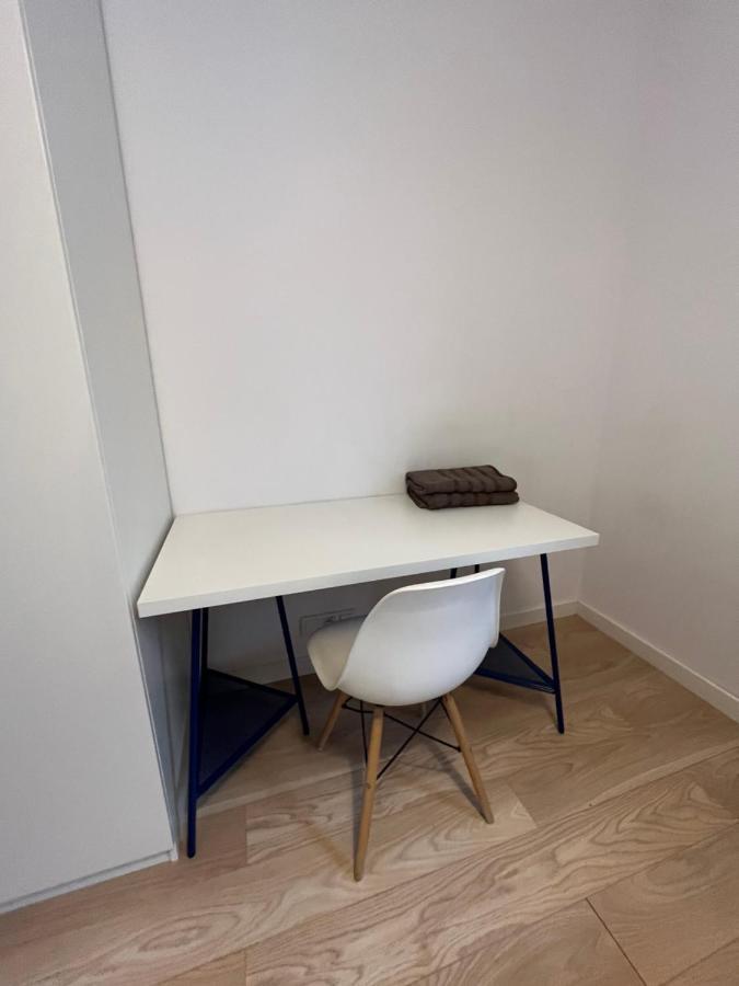 Cybernetyki2 Street Inn Near Airport Warszawa Zewnętrze zdjęcie