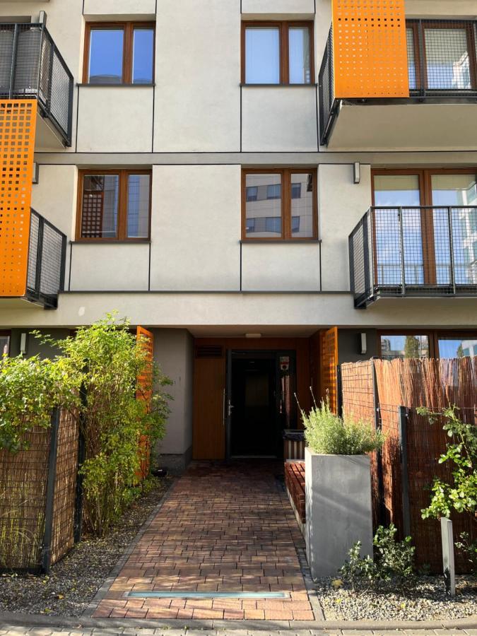 Cybernetyki2 Street Inn Near Airport Warszawa Zewnętrze zdjęcie