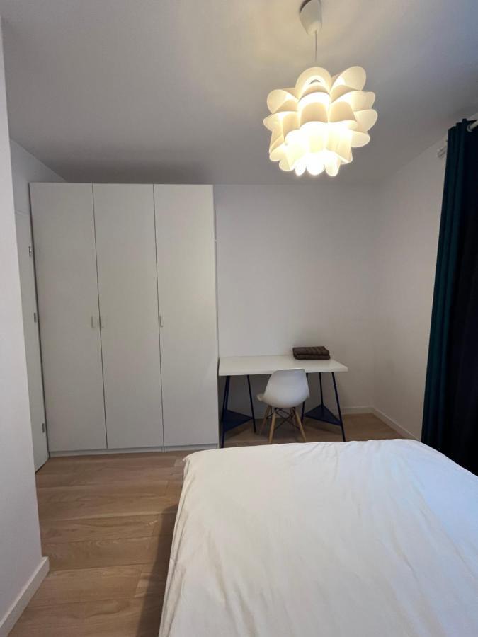 Cybernetyki2 Street Inn Near Airport Warszawa Zewnętrze zdjęcie