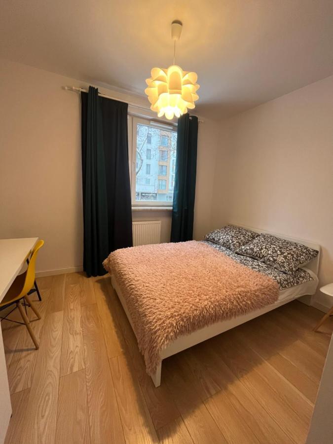 Cybernetyki2 Street Inn Near Airport Warszawa Zewnętrze zdjęcie