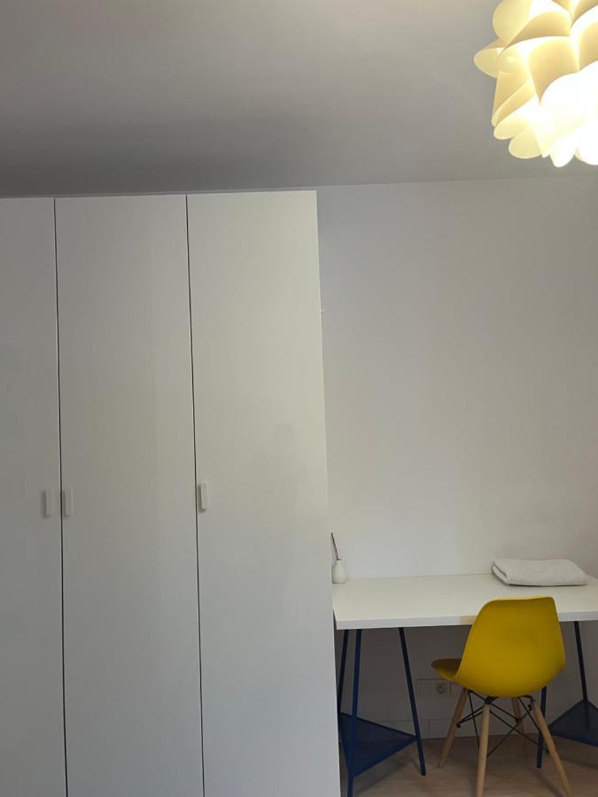 Cybernetyki2 Street Inn Near Airport Warszawa Zewnętrze zdjęcie